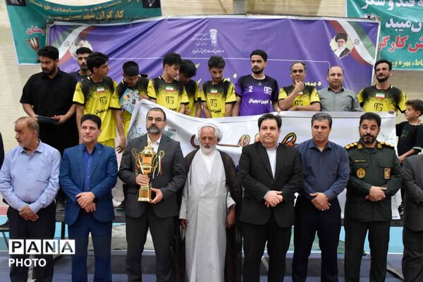 پایان پانزدهمین دوره مسابقات فوتسال کارگران میبد
