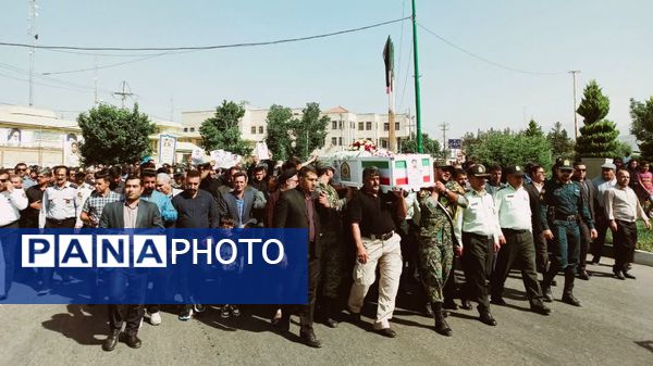 تشییع پیکر پاک شهید مدافع وطن احسان فرخیانی در یاسوج