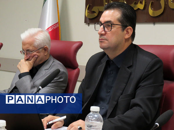 برگزاری شورای معاونان آموزش و پرورش با حضور استاندار 