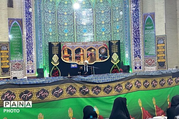 یادواره رهبر شهید در پیشوا؛ تجلی بصیرت و ولایت مداری دانش‌آموزان و فرهنگیان