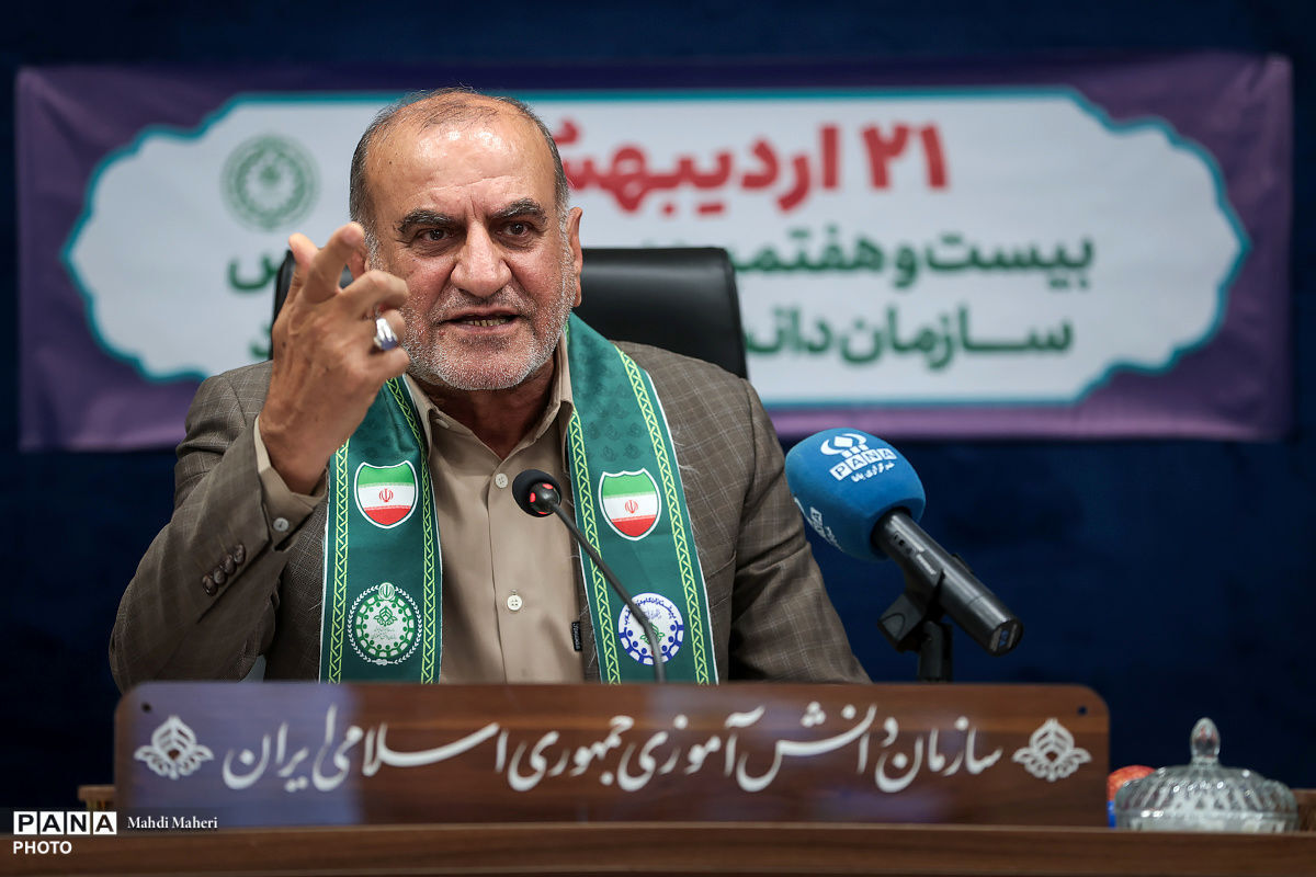 دانش‌آموزان در سازمان دانش‌آموزی «چگونه زیستن» را مشق می‌کنند/ نقش‌دادن به نسل جدید؛ مؤثرترین راهبرد مقابله با آسیب‌های اجتماعی است