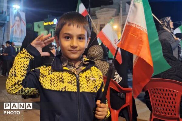 تجدید بیعت پرشور مردم فیروزکوه با رهبری معظم انقلاب