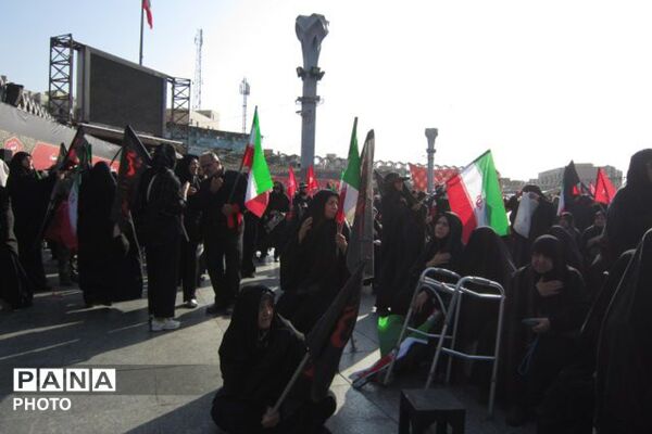 قدم‌هایی به عشق کربلا؛ روایت دلدادگان حسینی در پیاده‌روی جاماندگان اربعین