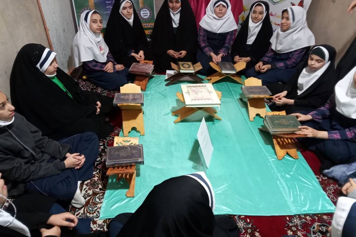 حفظ جزء ۳۰ قرآن کریم بر رشد آموزشی و تربیتی دانش‌آموزان ابتدایی بسیار موثر است