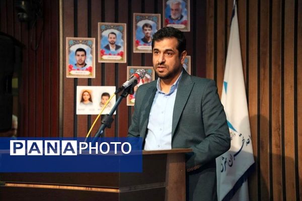 یادواره شهدای جنگ دوازده روزه در دانشگاه آزاد اسلامی تهران شرق