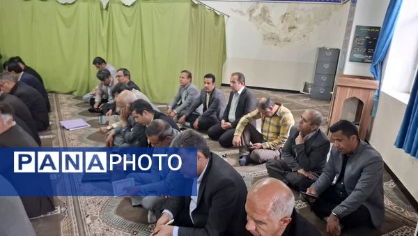 برگزاری مراسم زیارت عاشورا در آموزش و پرورش کهگیلویه و بویراحمد به یاد دو قاضی خدوم این استان و شهادت امام صادق (ع)