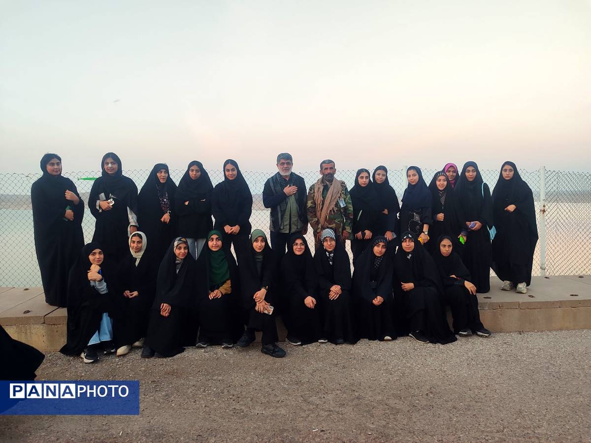 دومین روز از اردوی راهیان نور دانش‌آموزان قائمشهری