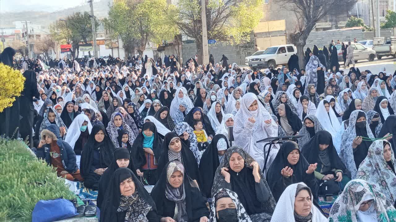 اقامه نماز عید فطر در یاسوج