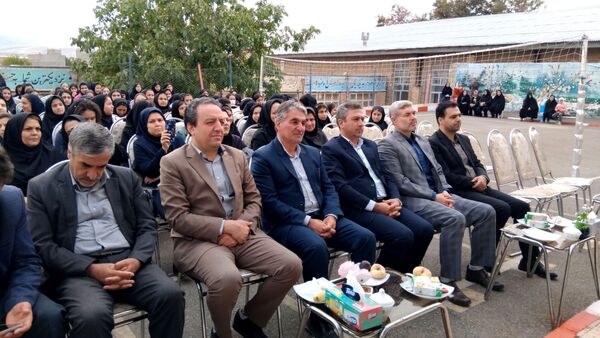 جشن جوانه‌ها در مدرسه دخترانه شهید رجایی اهر
