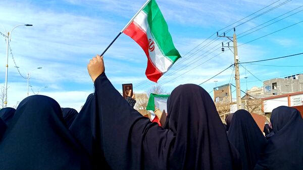 هم صدایی مردم رزن برای سرکوب اغتشاشات 