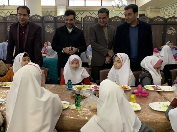 جشن تکلیف دانش آموزان دختر در حرم حضرت زینب (س)