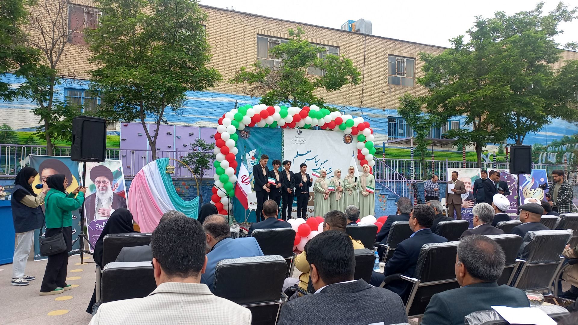زنگ سپاس معلم در خراسان رضوی نواخته شد