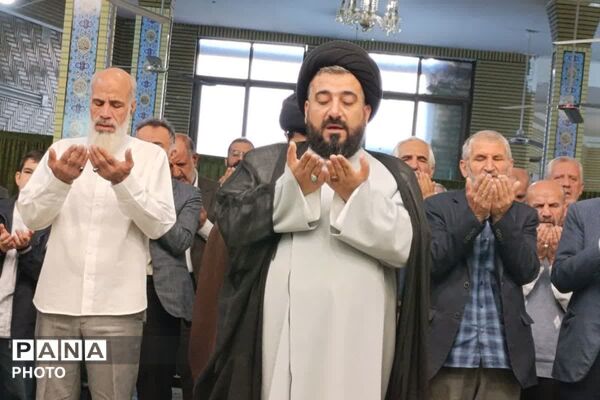  آیین عید قربان با حضور نمازگزاران در مسجد علی‌ابن‌ابی‌طالب(ع) رودهن