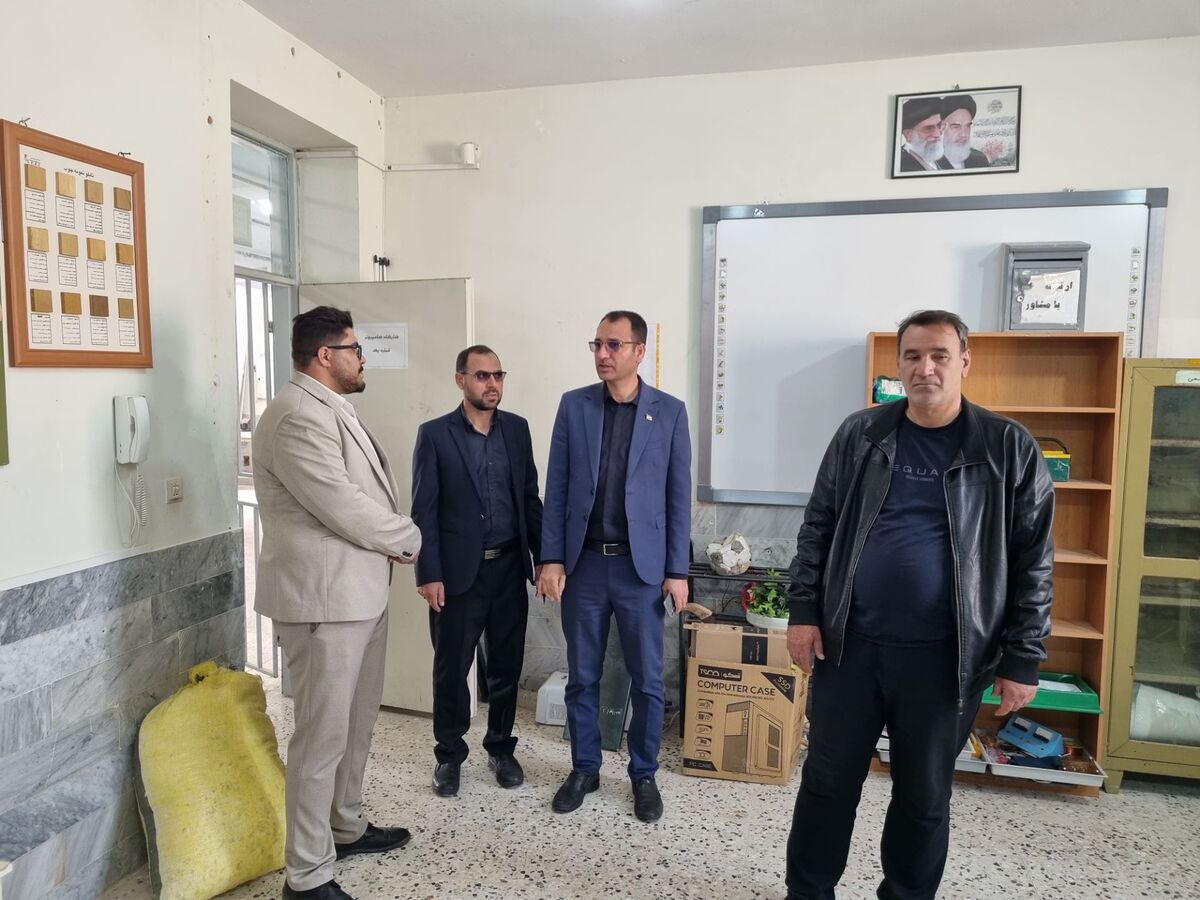  هیچ دانش‌آموز عشایری نباید از قطار پیشرفت آموزشی جا بماند
