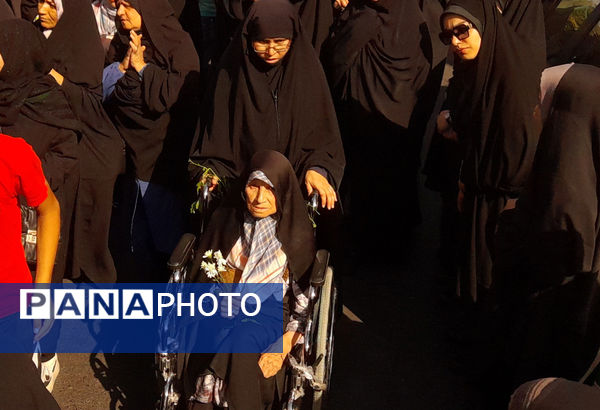 حرکت کاروان نمادین ورود حضرت معصومه(س) به قم