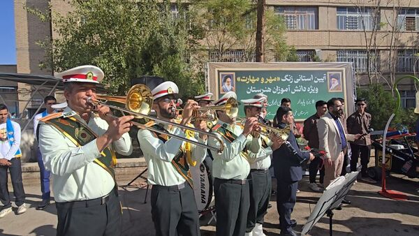 برگزاری آیین استانی «زنگ مهر و مهارت» در هنرستان انقلاب ناحیه یک یزد
