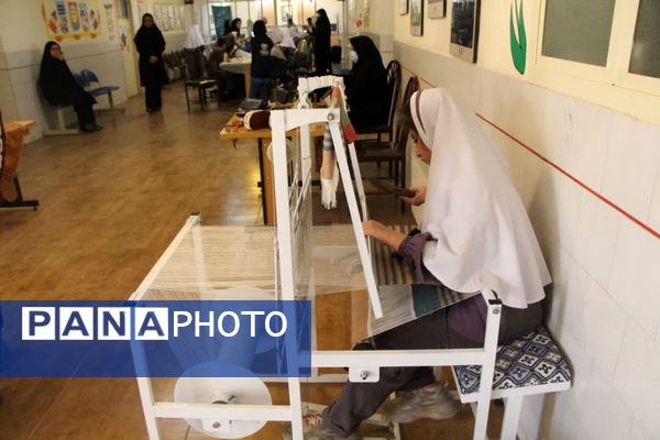 نمایشگاه دستاوردهای دانش‌آموزان استثنایی یزد