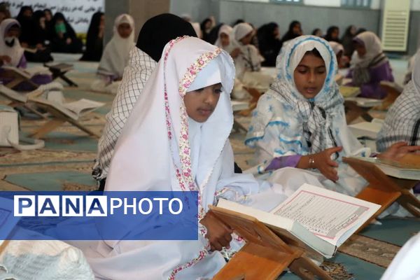 جشن روزه اولی‌ها در قلعه‌گنج 