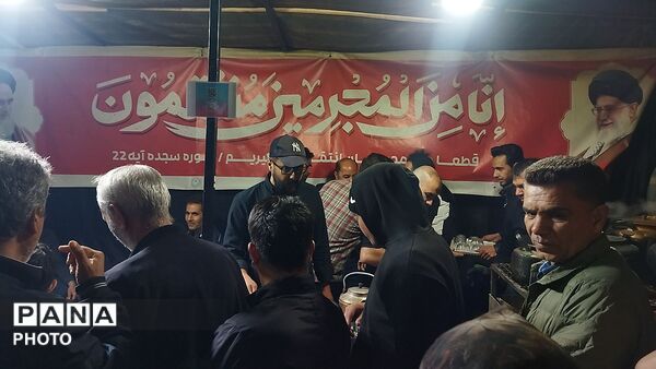 گذری بر فعالیت موکب مردمی پارک دانشجو در پانزدهمین شب از سال ۱۴۰۵ 