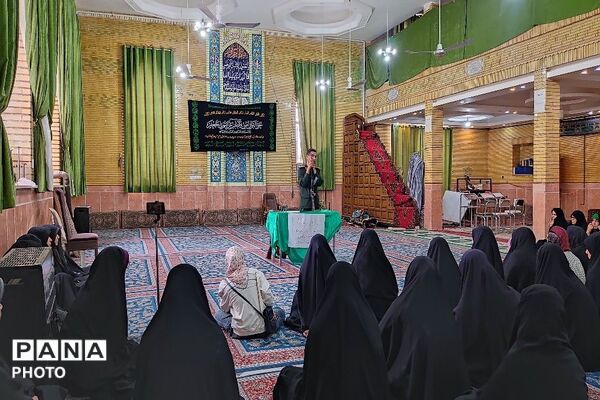 کارگاه آموزش اسلحه شناسی ویژه خواهران در شهر بار