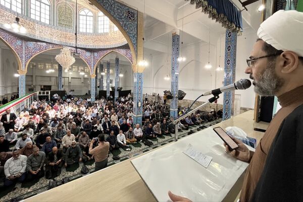 نمازجمعه و راهپیمایی در اسلام آباد غرب