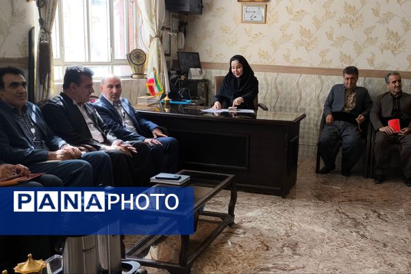 حضور معاون پرورشی و فرهنگی اداره‌کل آموزش و پرورش در جوانرود