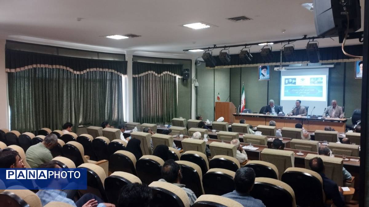 جلسه شورای اداری آموزش و پرورش شهرستان خلیل آباد