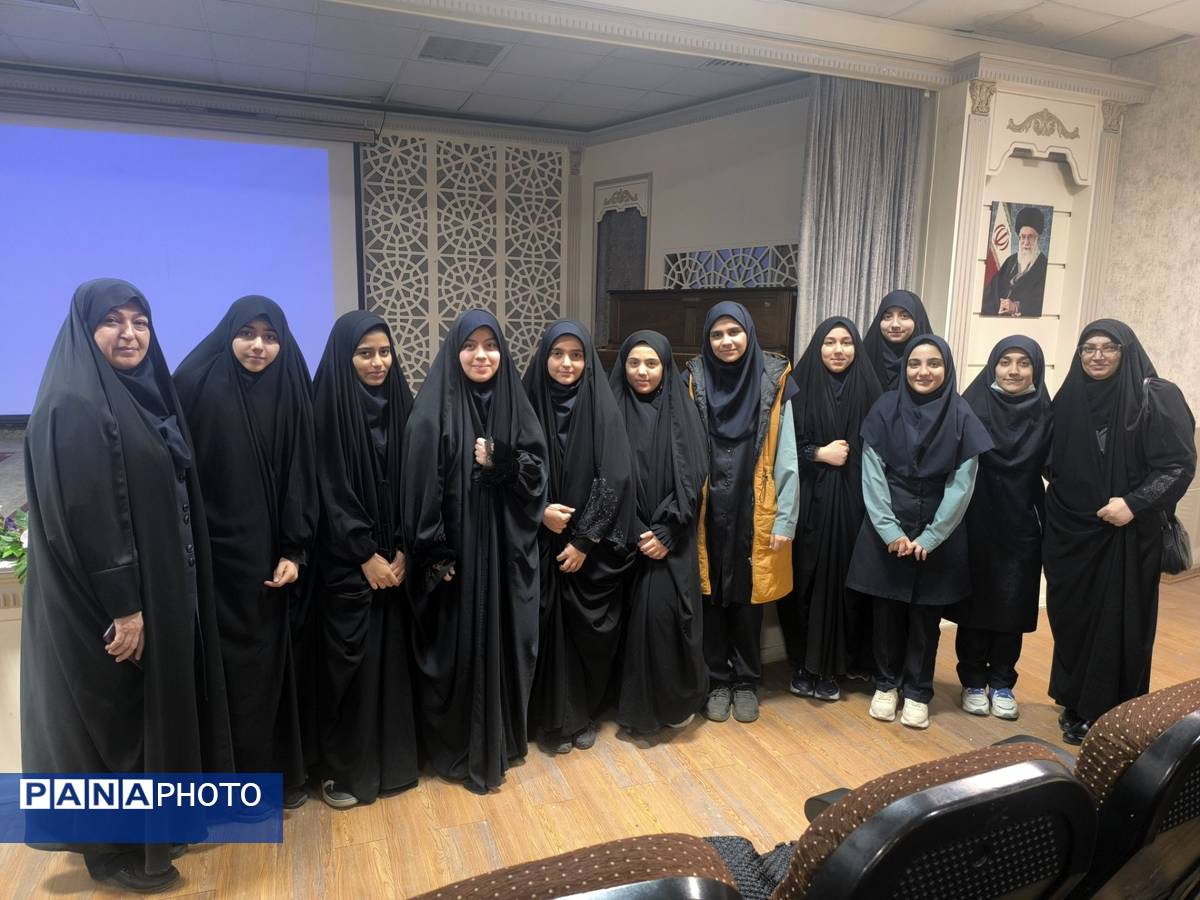  کارگاه توجیهی مسابقات قرآن، عترت و نماز ویژه برترین های دختر مدارس ناحیه 4