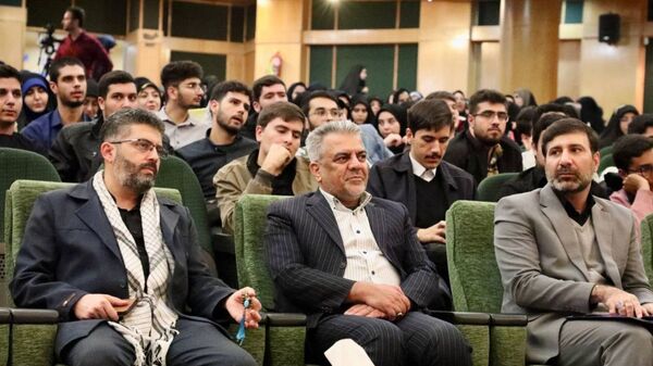 همایش بزرگ پیشگامان رهایی در دانشگاه آزاد واحد کرج