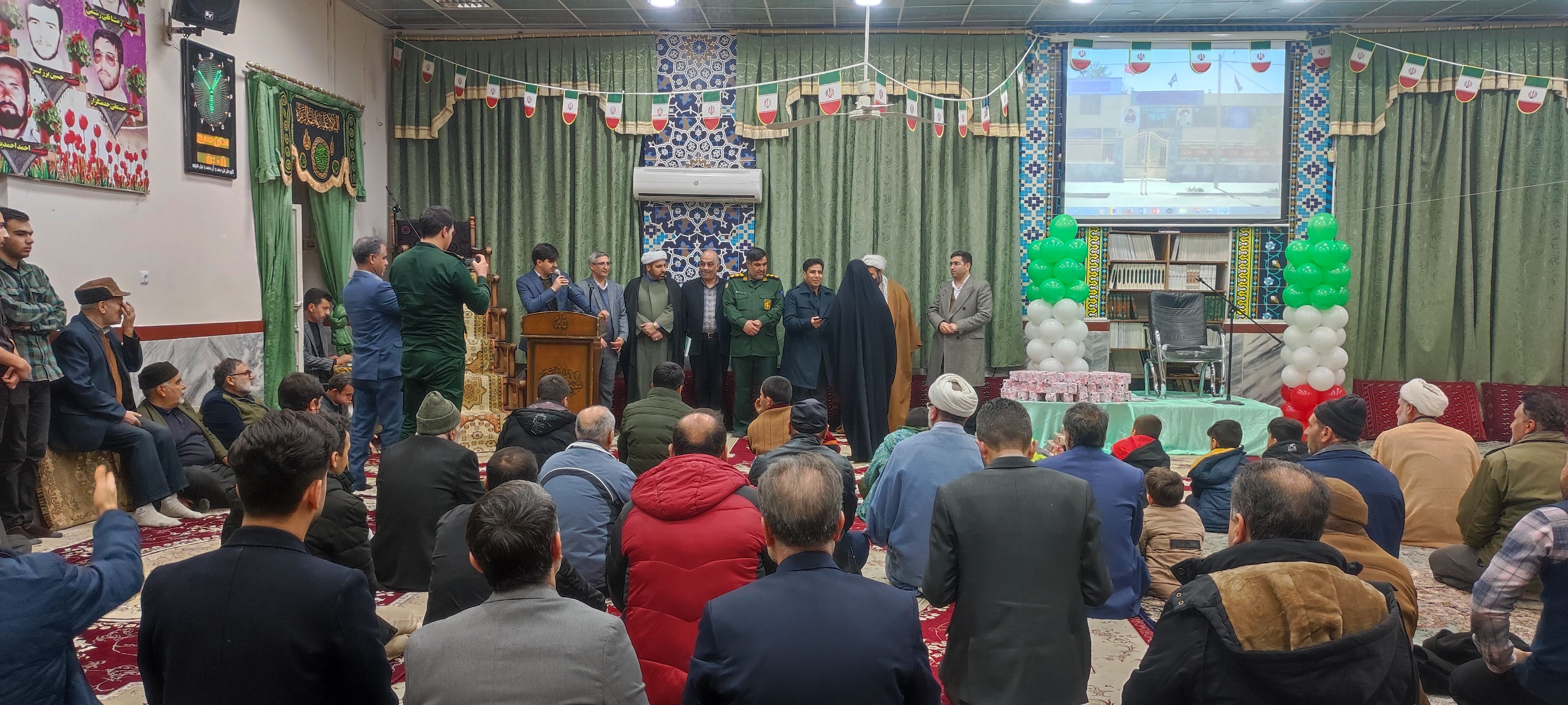 مراسم جشن انقلاب اسلامی در مسجد مسلم بن عقیل شهرستان شیروان