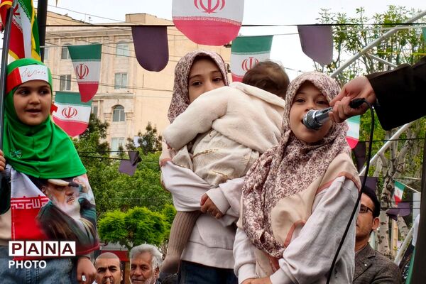 همایش مادر و دختری جان فدا در بهارستان دو