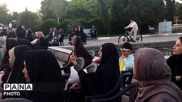 اهالی فرهنگ، هنر و رسانه نیشابور همانند مردم پای کار انقلاب 