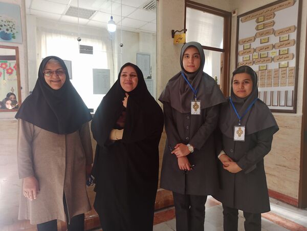 اجرای طرح مُدام در دبیرستان دخترانه ۱۳ آبان ؛ گامی برای ارتقاء یادگیری پایدار 