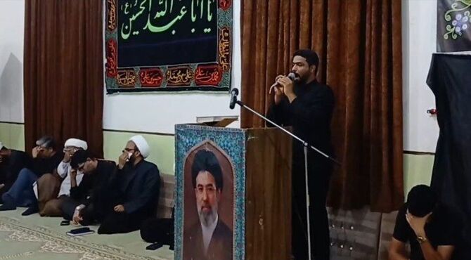مراسم بزرگداشت رهبر شهید ایران در جغین 