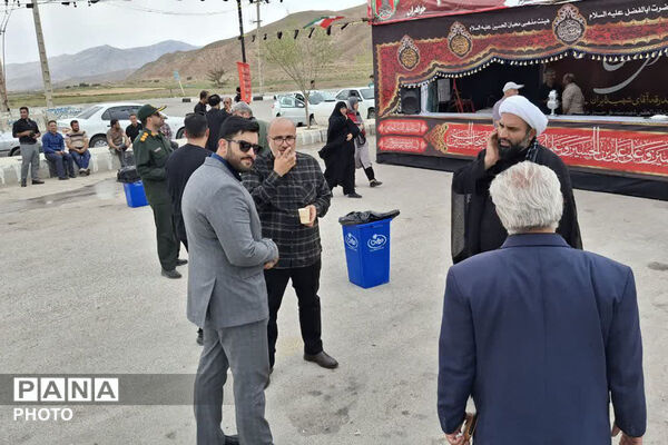 موکب بین‌راهی «رهبر شهیدم» در جاجرم 