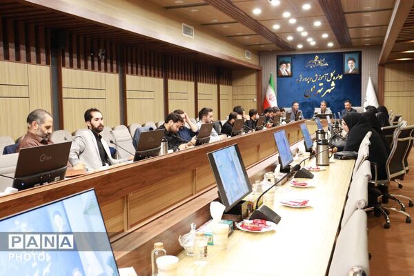  جلسه هم اندیشی مدیران روابط عمومی مناطق ۱۹ گانه تهران
