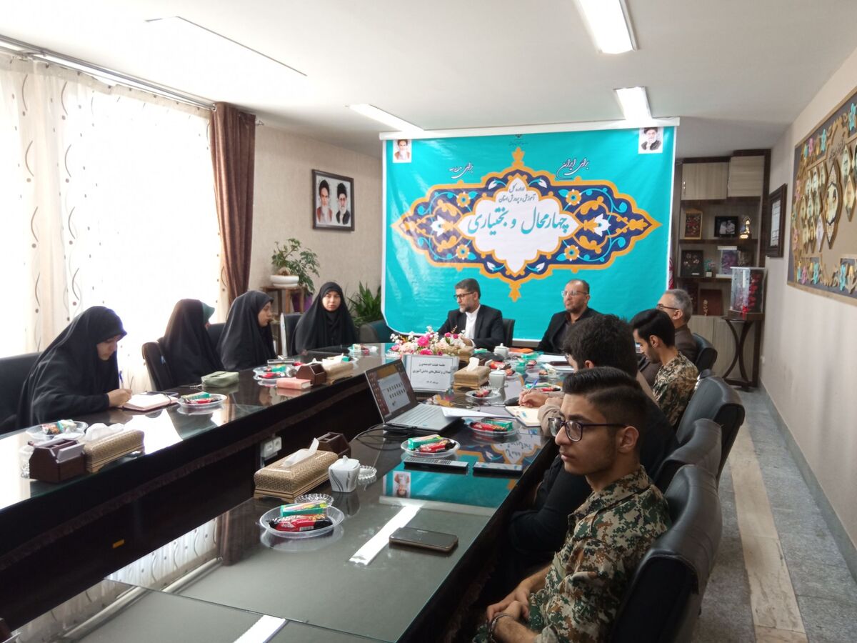 اساس پیشرفت هر جامعه‌ای علم و دانش است