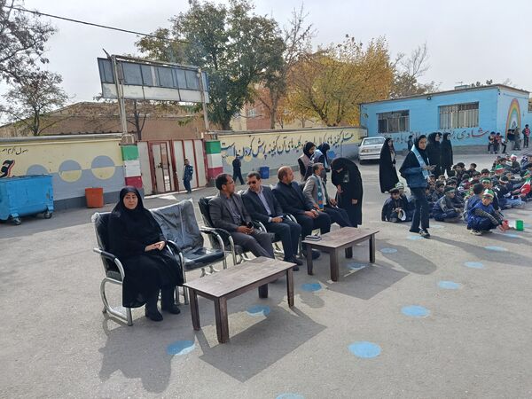 زنگ استکبار ستیزی در مدارس رضویه
