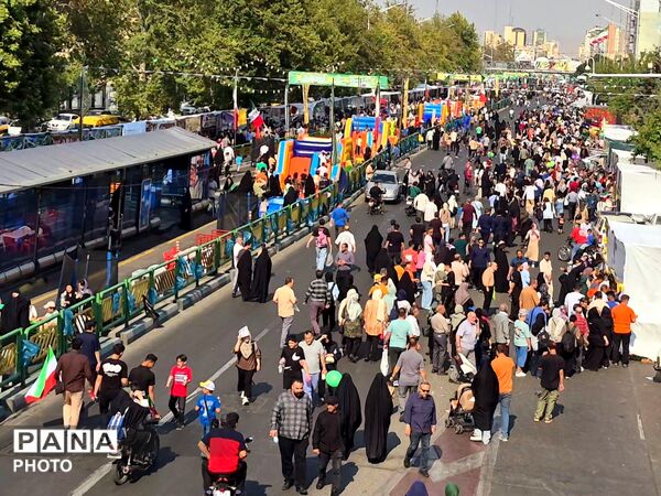موج عشق علوی در خیابان‌های پایتخت