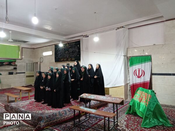 مراسم شیرخوارگان عاشورایی در مسجد پنج تن نیشابور