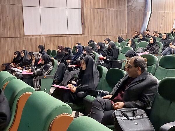 برگزاری کارگاه آموزشی حرفه‌ای شدن با لنزهای متنوع