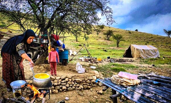 روستاییان، ذخایر زنده و گنج‌های پنهان کشور هستند