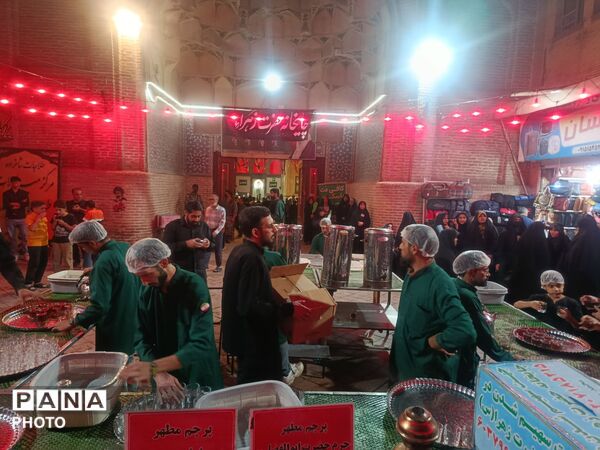 چایخانه حضرت زهرا(س) نیشابور در دویست‌وهشتمین شب از اجتماعات 