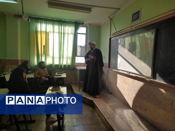 حضور مبلغان سازمان قرآن و عترت در مدرسه شهید عیسی وند به مناسبت شروع ماه مبارک رمضان