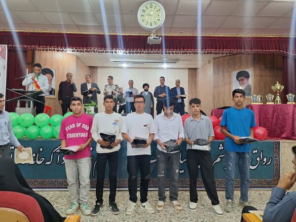 جشن باشکوه تجلیل از 400 نفر برتر حوزه پرورشی و تربیت‌بدنی در شهرستان بختگان