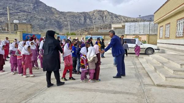 پویش صبحانه سالم در مدارس روستایی شهرستان باشت