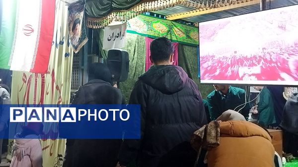 موکب هایی که به عشق حضرت مهدی (ع) از مردم پذیرایی کردند 