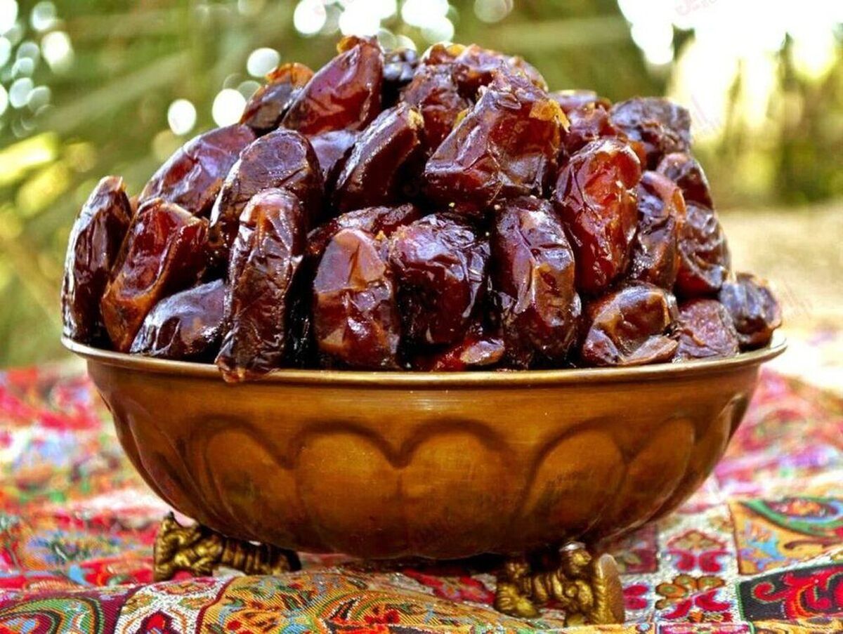 خرما؛ میوه‌ای با خواص تغذیه‌ای، دارویی و صادراتی
