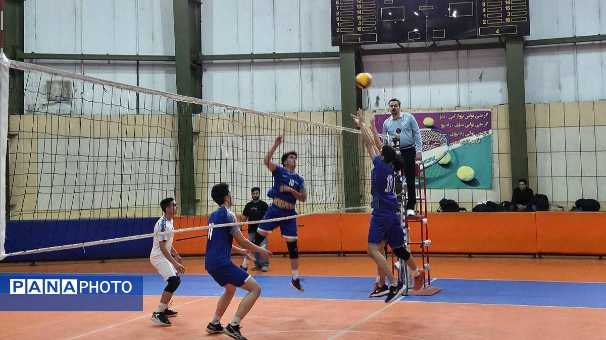 مسابقات والیبال پسران استان خراسان رضوی 