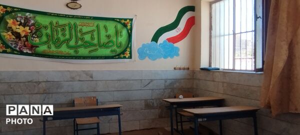 فعالیت گروه جهادی معلمان ناحیه چهار قم در روستاهای نیزار
